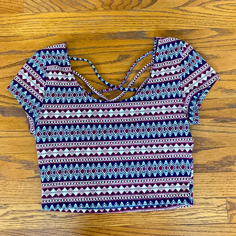 Charlotte Russe Patterned Crop Top Size M